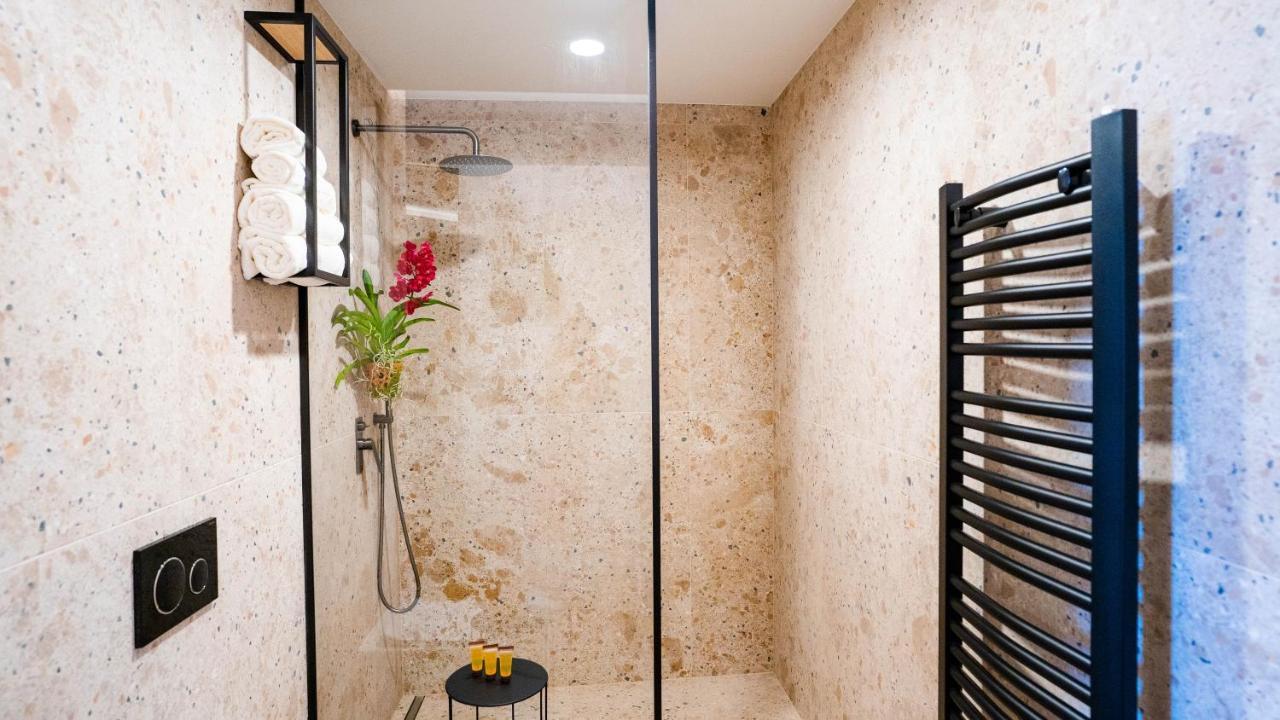 Maravida Vacation Rooms Dobrovo Exterior foto