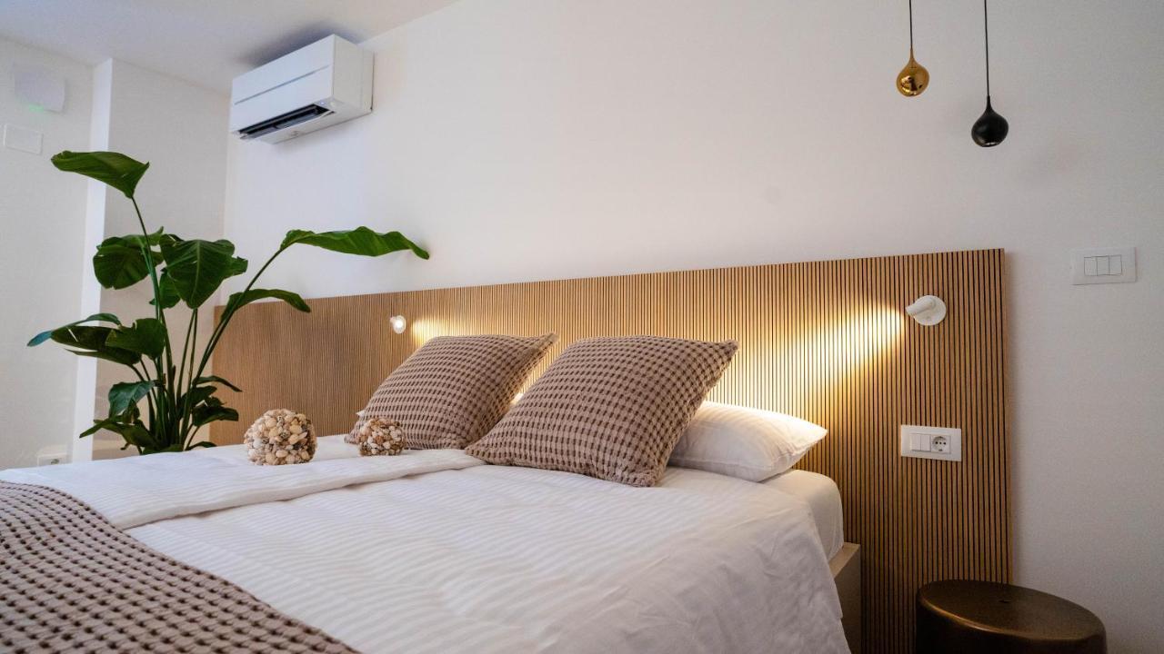Maravida Vacation Rooms Dobrovo Exterior foto